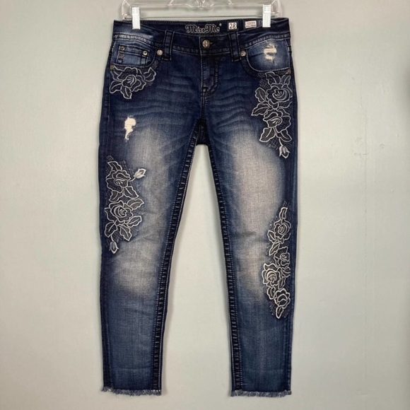 Miss Me Signature Ankle Skinny Jeans 07 - Picture 6 of 14